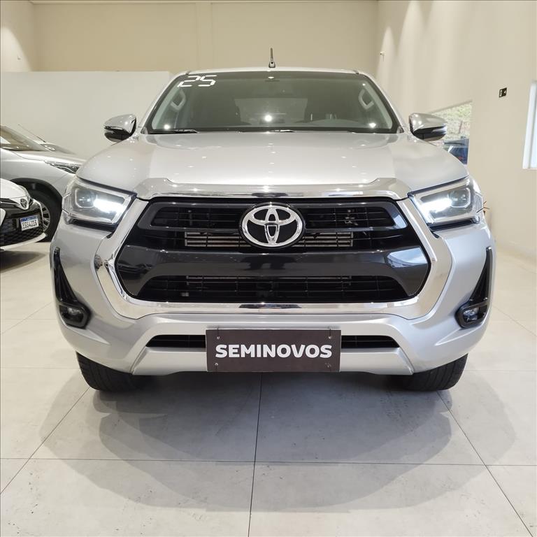 HILUX 2.8 D-4D TURBO DIESEL CD SRV 4X4 AUTOMÁTICO1