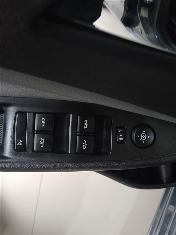 ONIX PLUS 1.0 TURBO FLEX PREMIER AUTOMÁTICO10