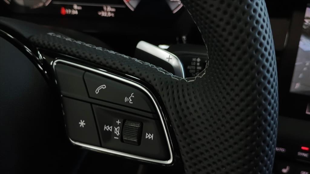 A3 2.0 40 TFSI GASOLINA SEDAN PERFORMANCE BLACK S-TRONIC11