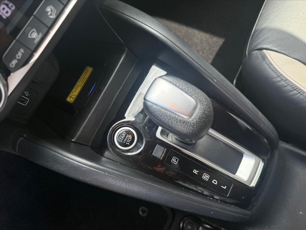 VERSA 1.6 16V FLEX EXCLUSIVE XTRONIC8