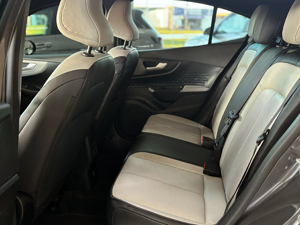 FASTBACK 1.3 TURBO 270 FLEX LIMITED EDITION AT67