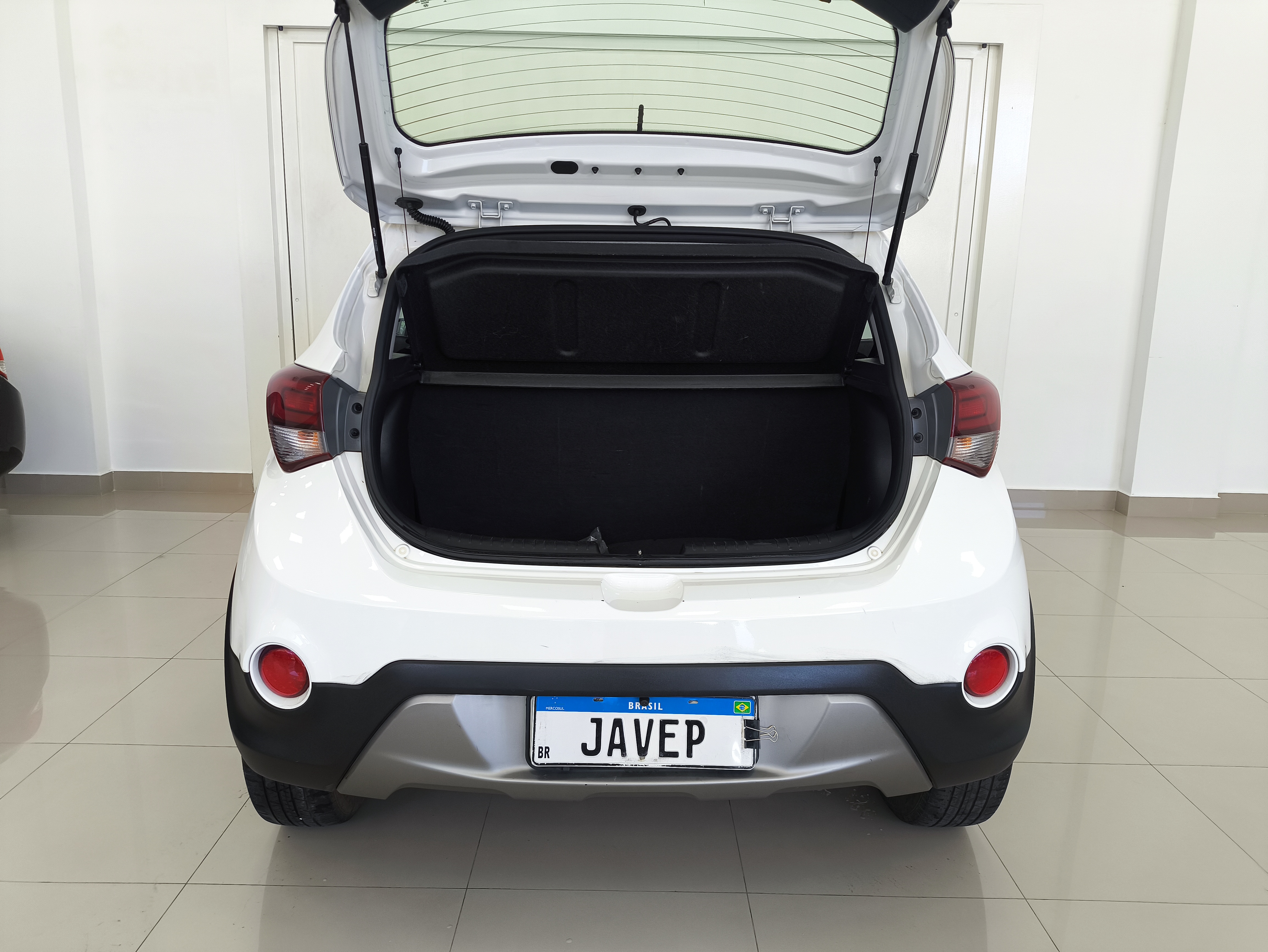 Hyundai-HB20X-1.6 16V STYLE FLEX 4P AUTOMÁTICO