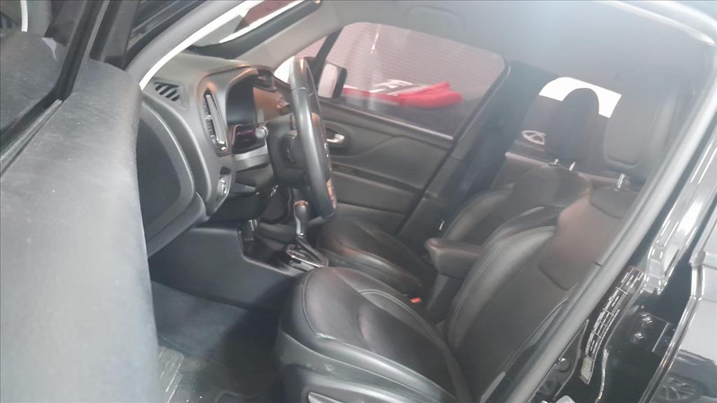 Jeep-RENEGADE-1.8 16V FLEX SPORT 4P AUTOMÁTICO