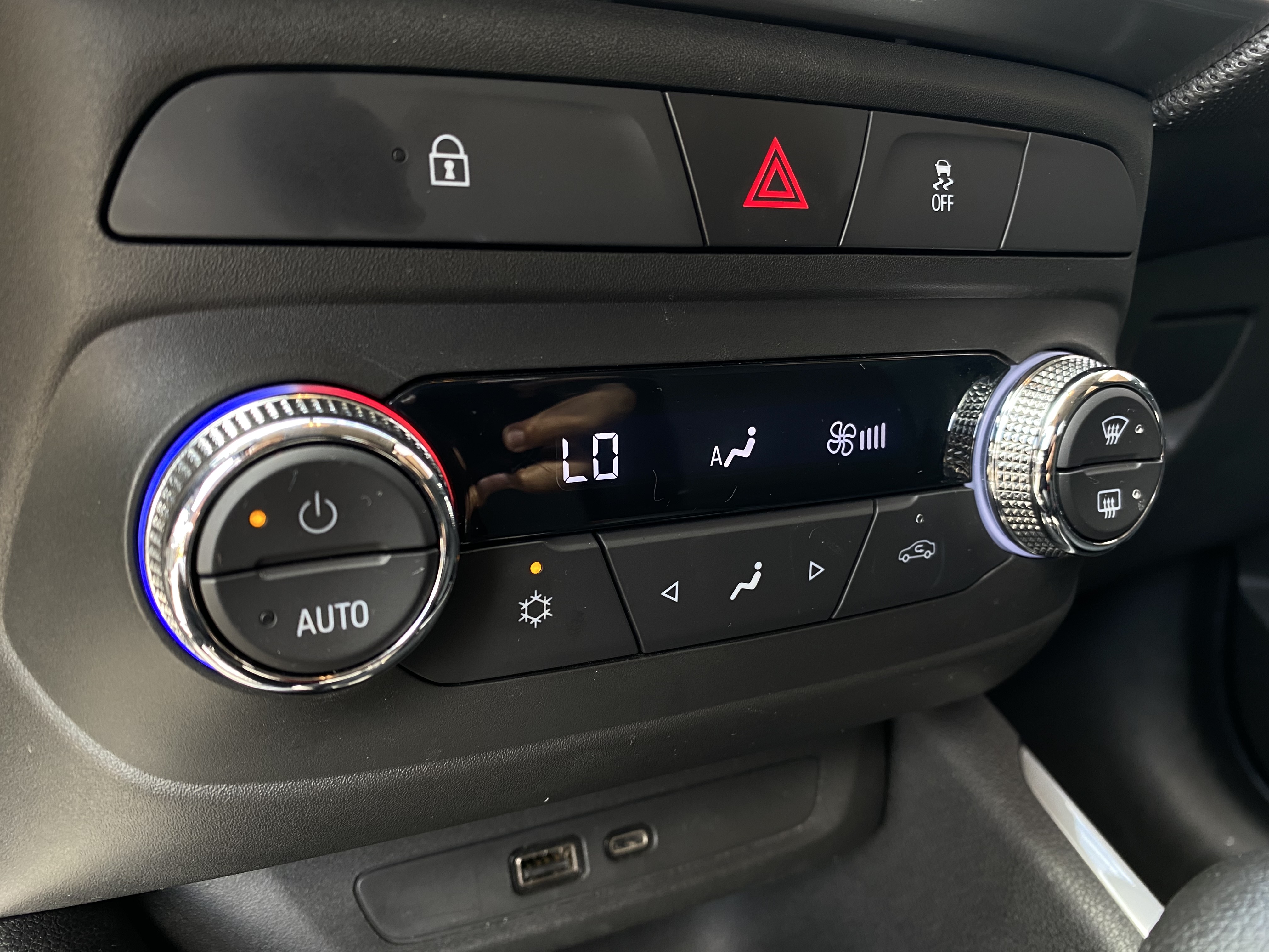 MONTANA 1.2 TURBO FLEX PREMIER AUTOMÁTICO12