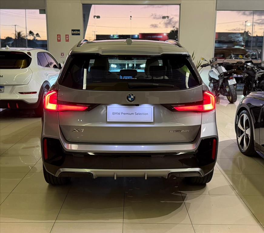 X1 2.0 16V TURBO GASOLINA SDRIVE20I M SPORT STEPTRONIC7