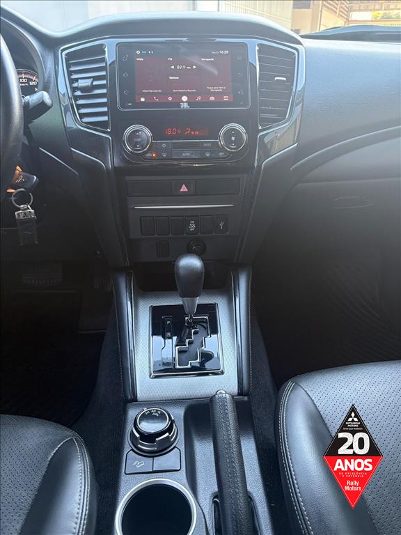 Mitsubishi-L200 TRITON-2.4 16V TURBO DIESEL OUTDOOR GLS CD 4X4 AUTOMÁTICO