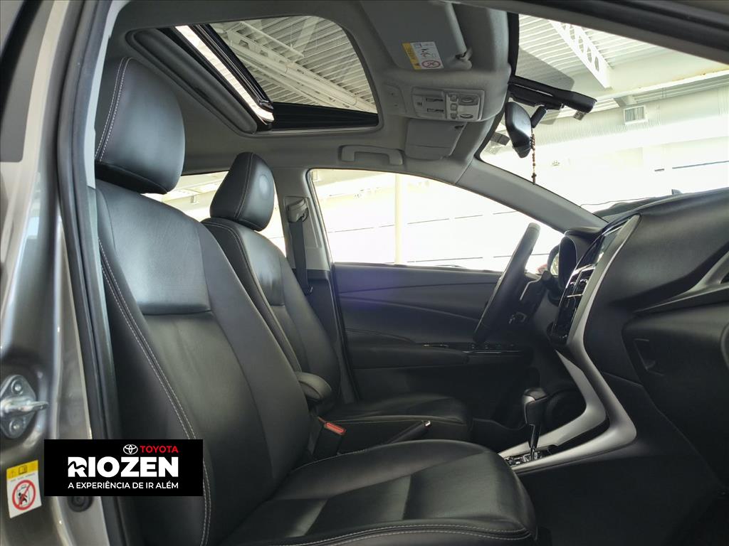 YARIS 1.5 16V FLEX SEDAN XLS MULTIDRIVE15