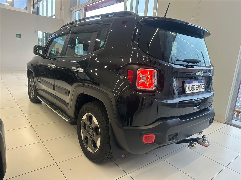RENEGADE 1.8 16V FLEX STD 4P AUTOMÁTICO9