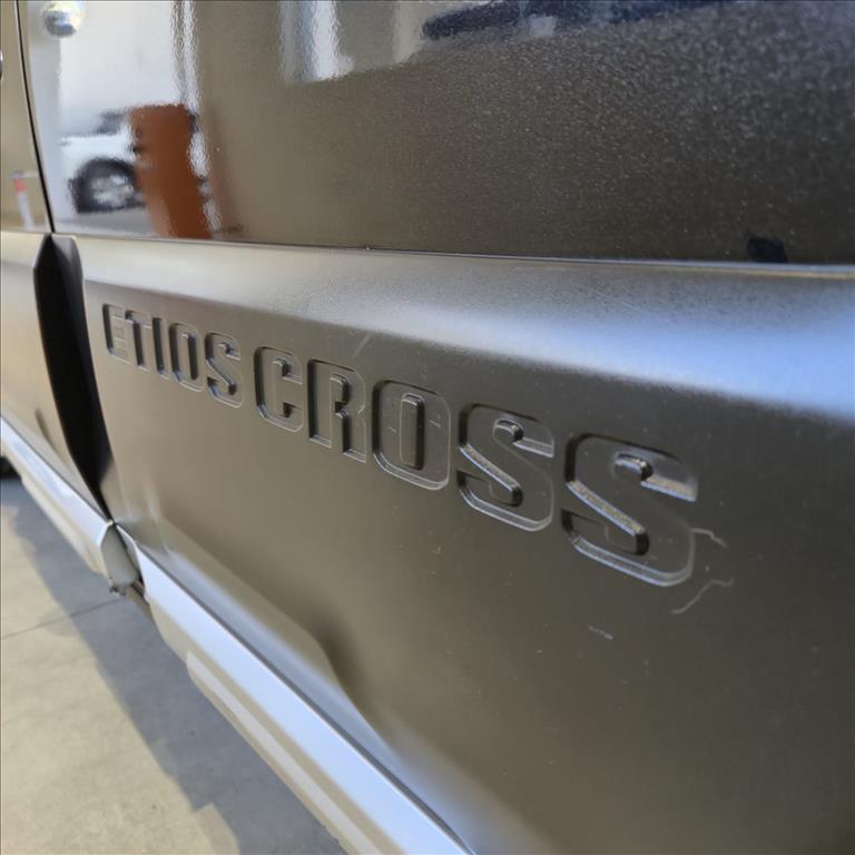 ETIOS CROSS 1.5 16V FLEX 4P AUTOMÁTICO6