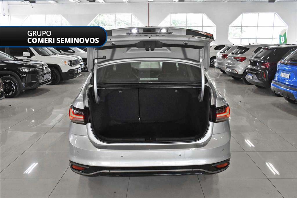 VIRTUS 1.4 250 TSI EXCLUSIVE AUTOMÁTICO17