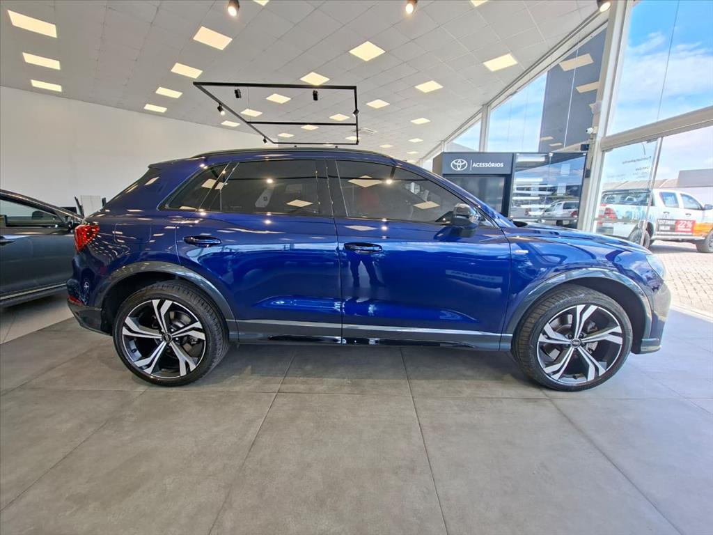 Q3 2.0 40 TFSI GASOLINA PERFORMANCE BLACK QUATTRO TIPTRONIC3