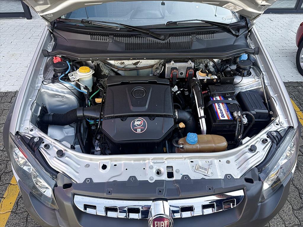 Fiat Strada - 1.8 MPI ADVENTURE CD 16V FLEX 3P AUTOMATIZADO