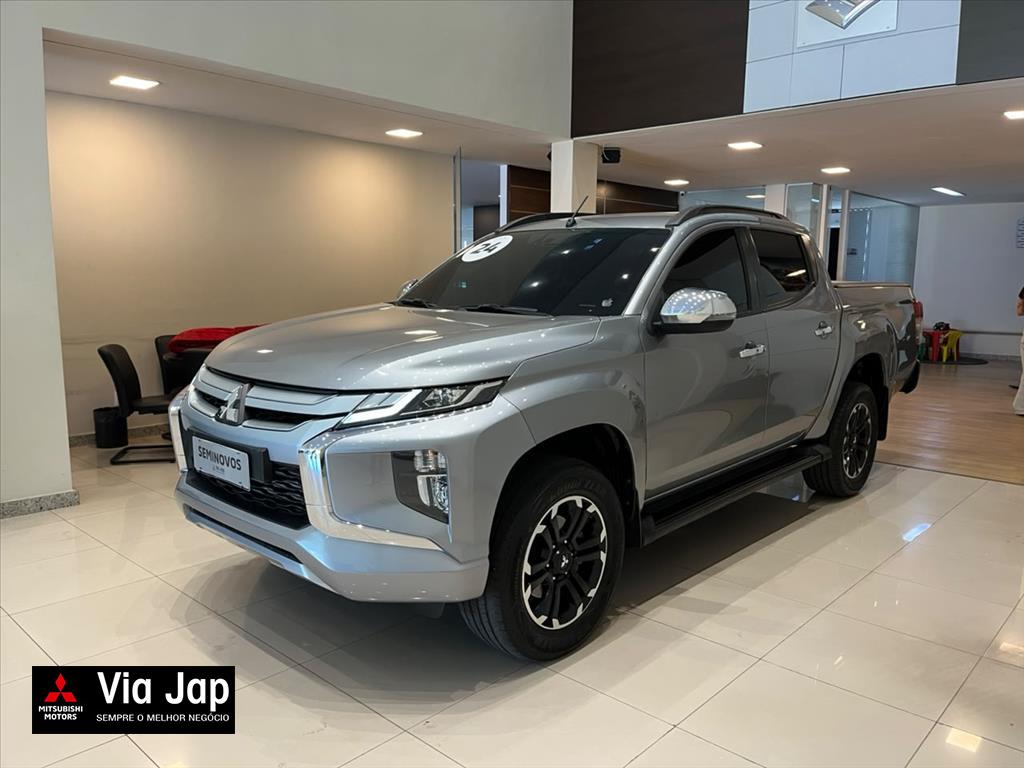 Mitsubishi-L200 TRITON-2.4 16V TURBO DIESEL SPORT HPE CD 4P 4X4 AUTOMÁTICO