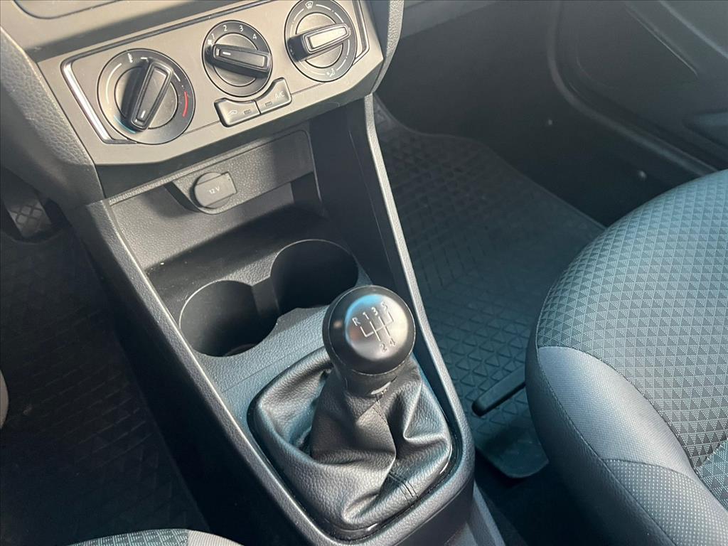 VOYAGE 1.0 12V MPI TOTALFLEX 4P MANUAL