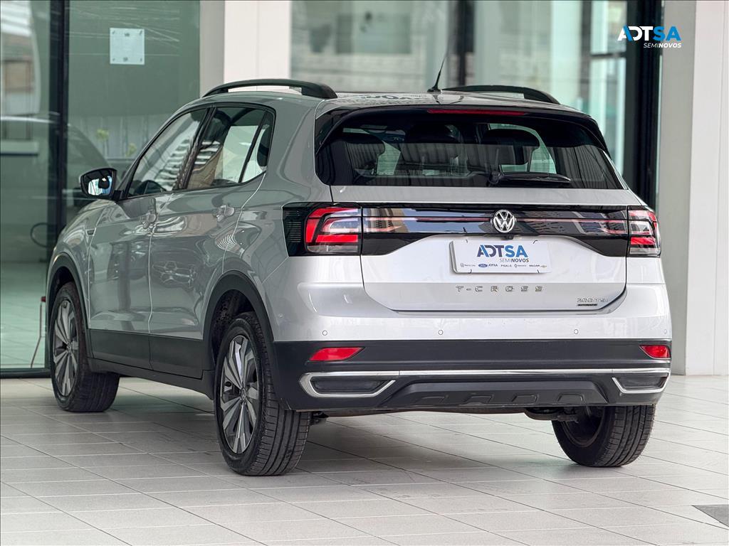 VOLKSWAGEN T-CROSS 1.0 200 TSI TOTAL FLEX COMFORTLINE AUTOMÁTICO