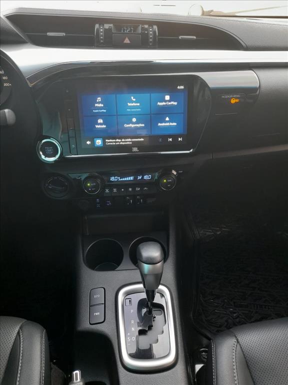 HILUX 2.8 D-4D TURBO DIESEL CD SRX 4X4 AUTOMÁTICO10