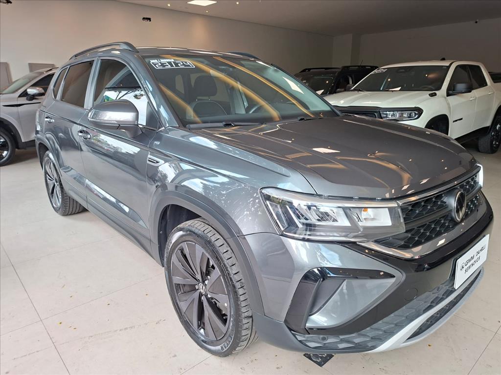 TAOS 1.4 250 TSI TOTAL FLEX COMFORTLINE AUTOMÁTICO1
