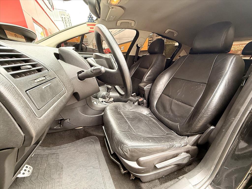 Citroën C4 - 2.0 EXCLUSIVE 16V FLEX 4P MANUAL