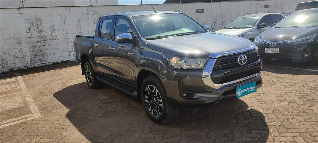 HILUX 2.8 D-4D TURBO DIESEL CD SRV 4X4 AUTOMÁTICO1