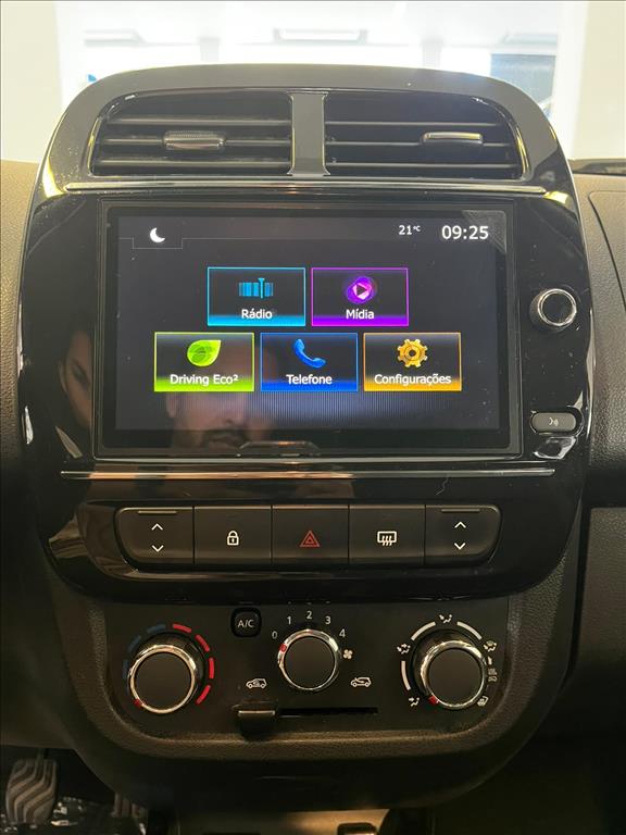 KWID 1.0 12V SCE FLEX OUTSIDER MANUAL8