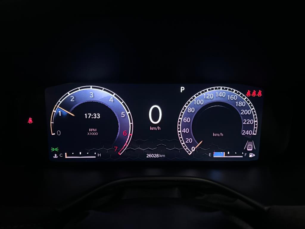 COMMANDER 1.3 T270 TURBO FLEX LIMITED AT68
