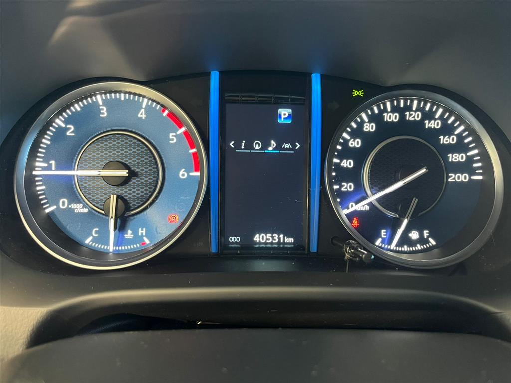 HILUX SW4 2.8 D-4D TURBO DIESEL SRX 7L 4X4 AUTOMÁTICO8