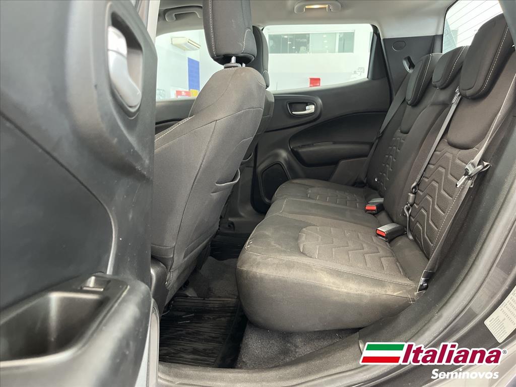 TORO 1.3 TURBO 270 FLEX FREEDOM AT613