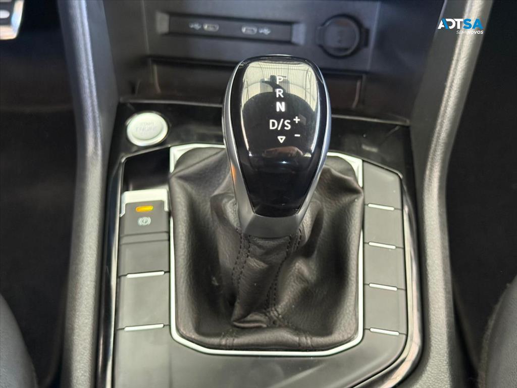 VOLKSWAGEN TAOS 1.4 250 TSI TOTAL FLEX HIGHLINE AUTOMÁTICO