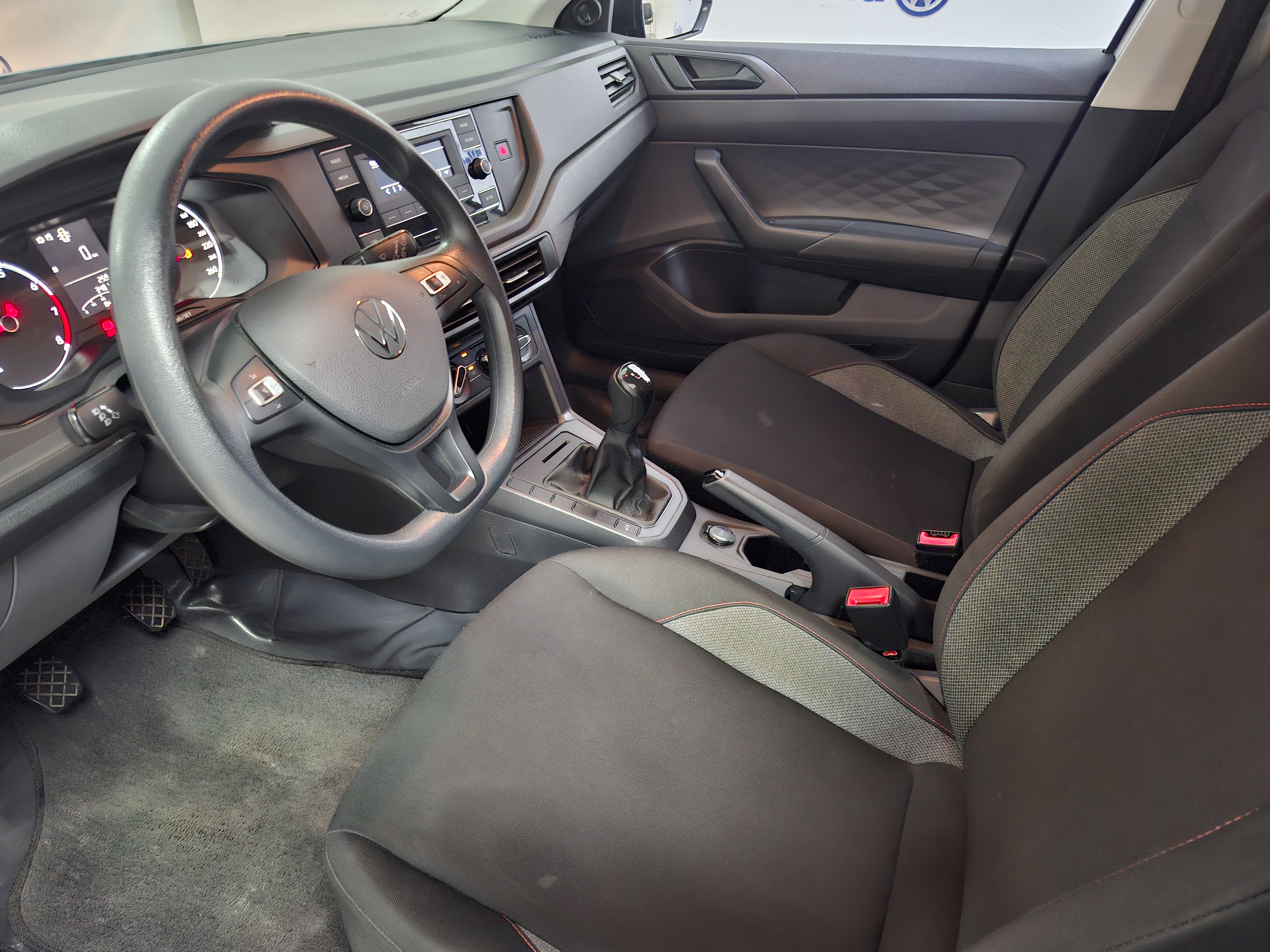 POLO 1.0 MPI TRACK MANUAL7