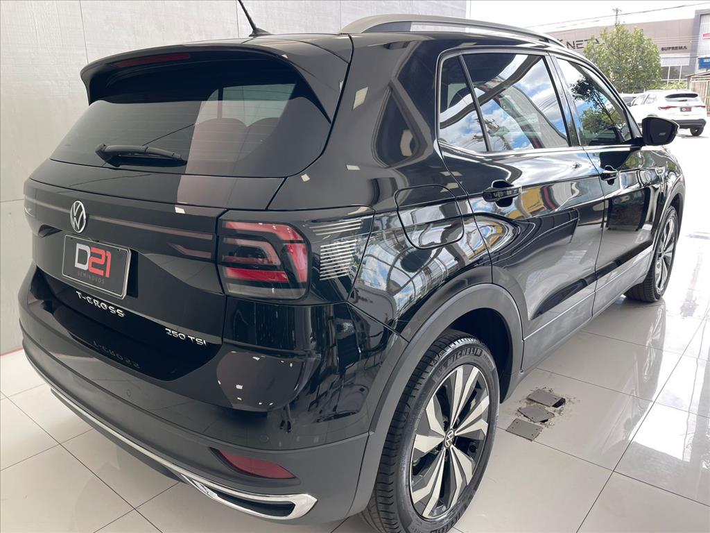 VW - Volkswagen-T-CROSS-1.4 250 TSI TOTAL FLEX HIGHLINE AUTOMÁTICO