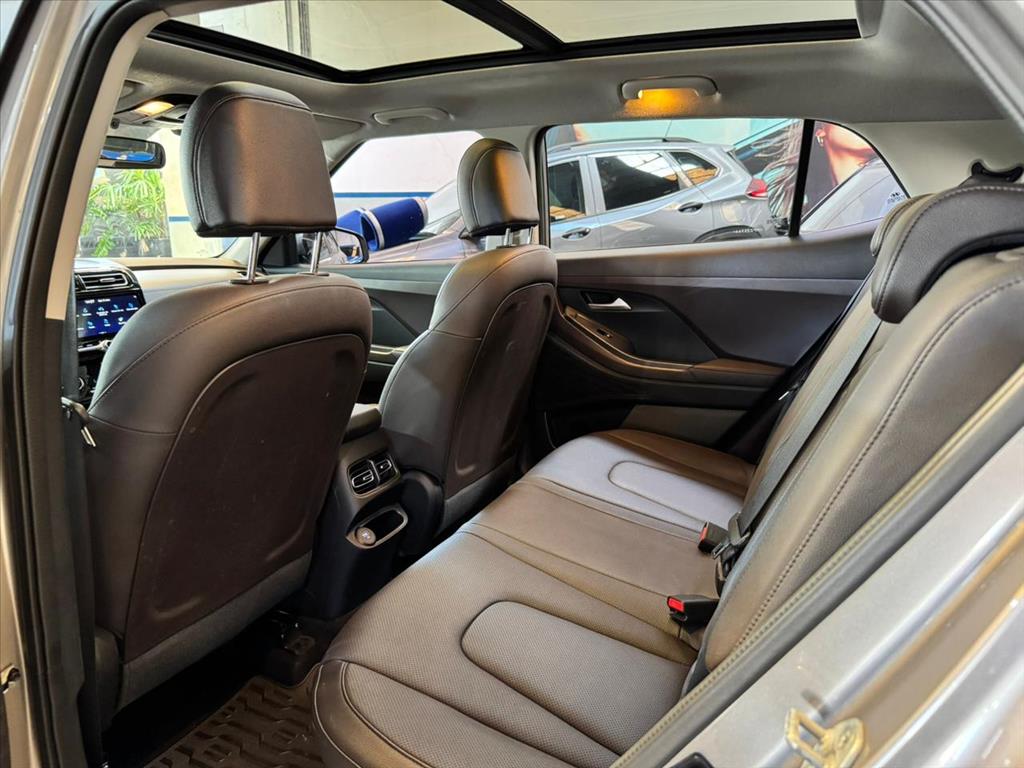 Hyundai-CRETA-1.0 TGDI FLEX PLATINUM AUTOMÁTICO