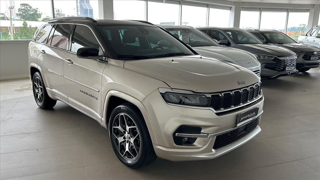 COMMANDER 1.3 T270 TURBO FLEX OVERLAND AT62