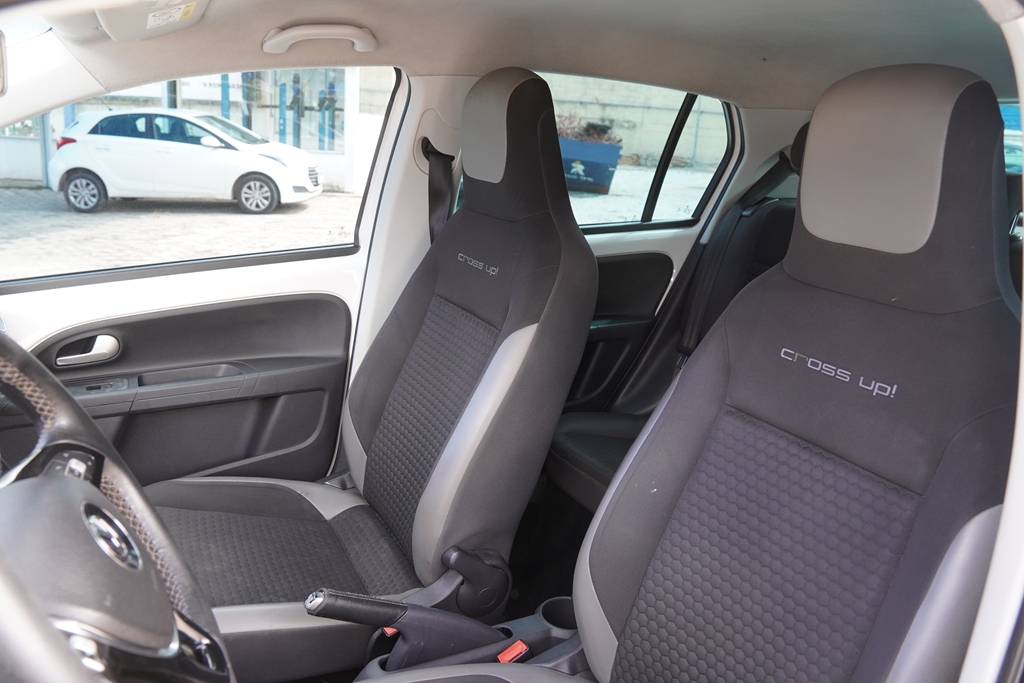 CROSS UP 1.0 TSI 12V FLEX 4P MANUAL7