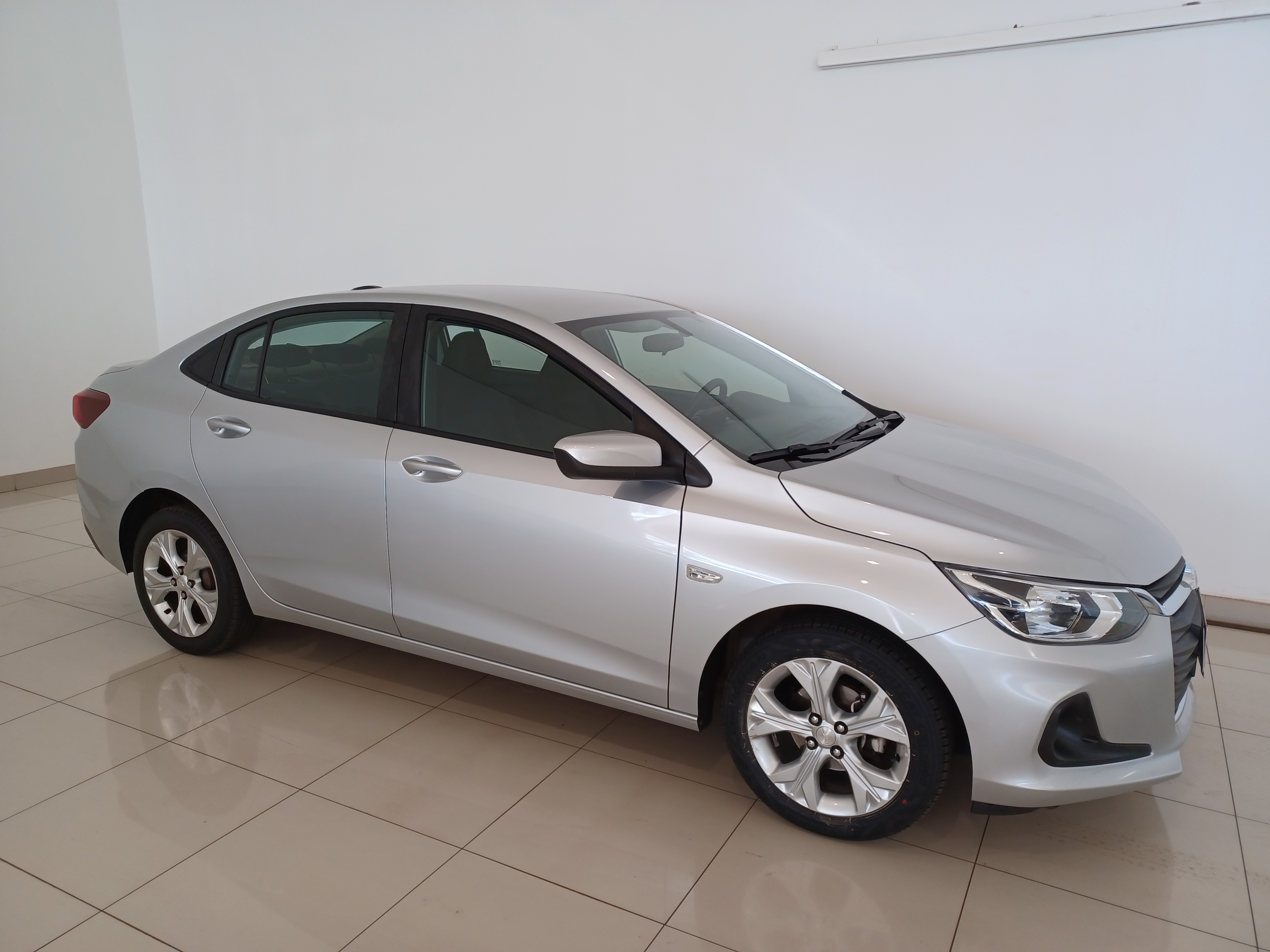 GM - Chevrolet-ONIX PLUS-1.0 TURBO FLEX LTZ MANUAL