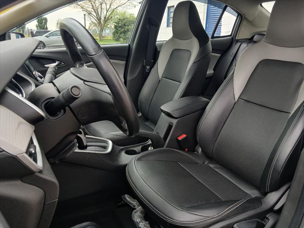 ONIX PLUS 1.0 TURBO FLEX PREMIER AUTOMÁTICO4