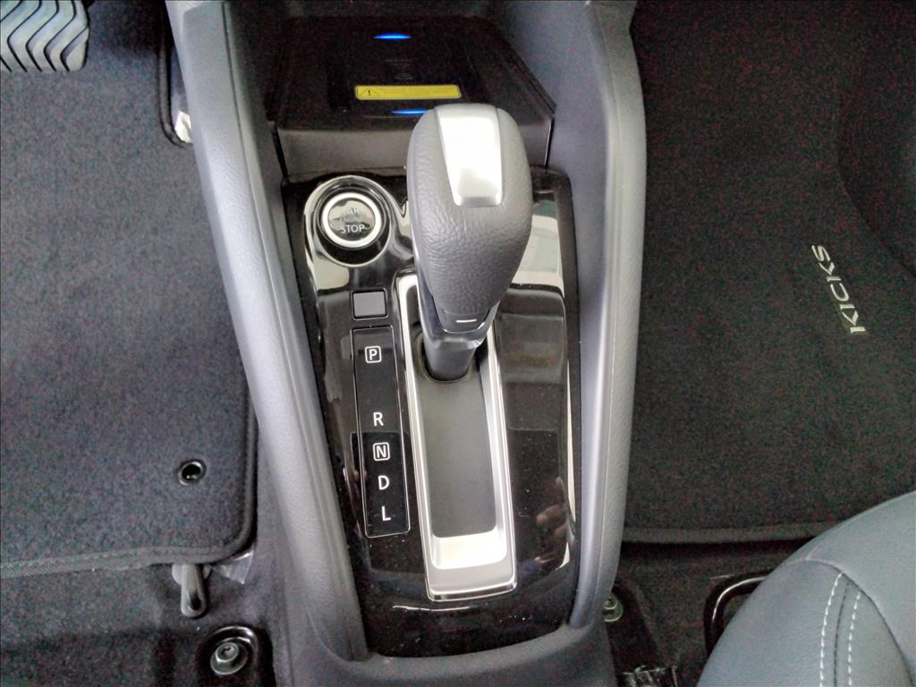 KICKS PLAY 1.6 16V FLEXSTART ADVANCE PLUS XTRONIC8