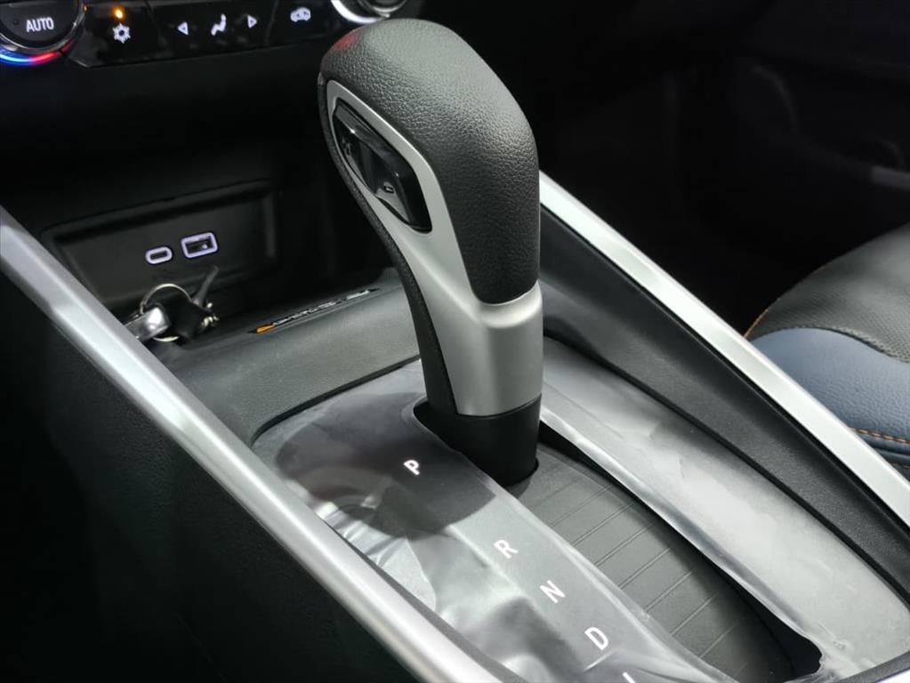 ONIX 1.0 TURBO FLEX PREMIER AUTOMÁTICO10