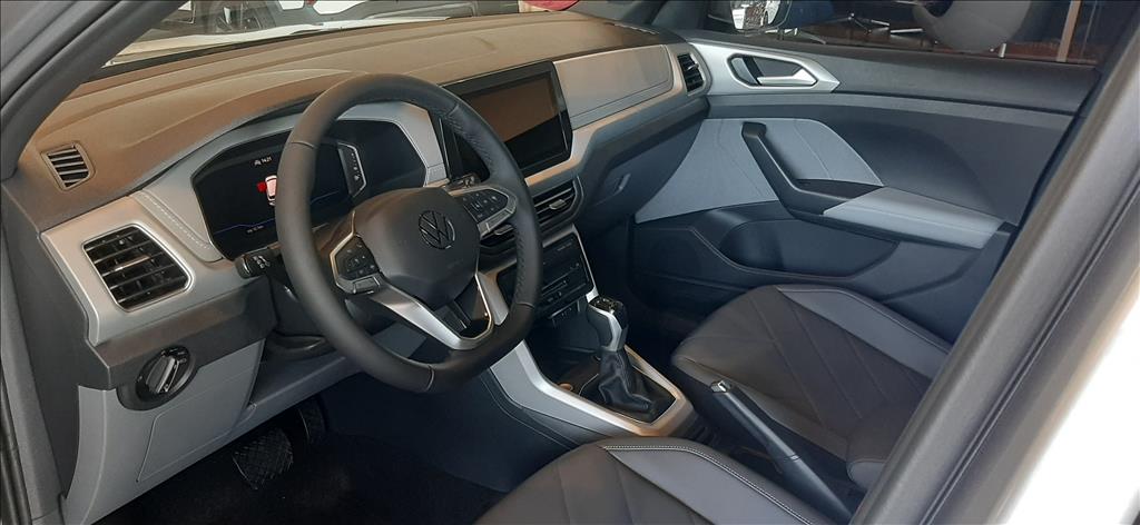 T-CROSS 1.0 200 TSI TOTAL FLEX AUTOMÁTICO2