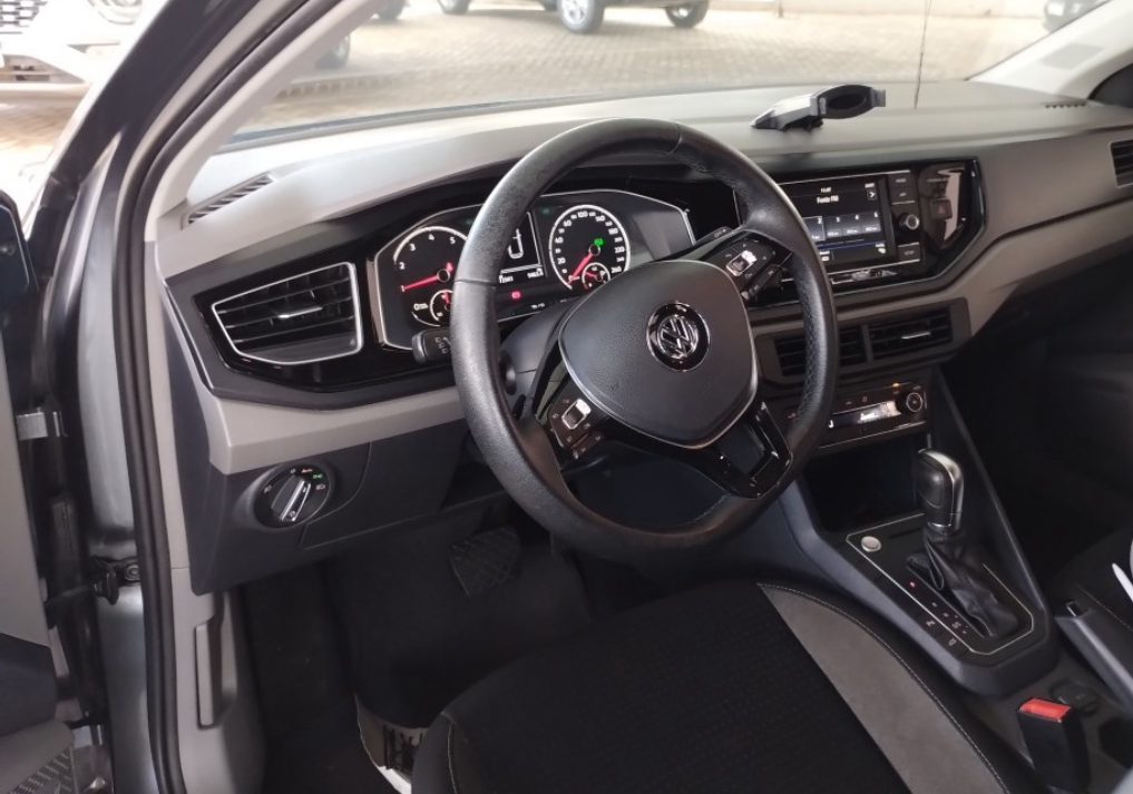 POLO 1.0 200 TSI COMFORTLINE AUTOMÁTICO2