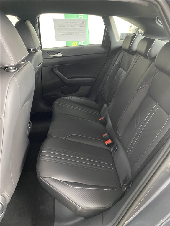 NIVUS 1.0 200 TSI TOTAL FLEX HIGHLINE AUTOMÁTICO5