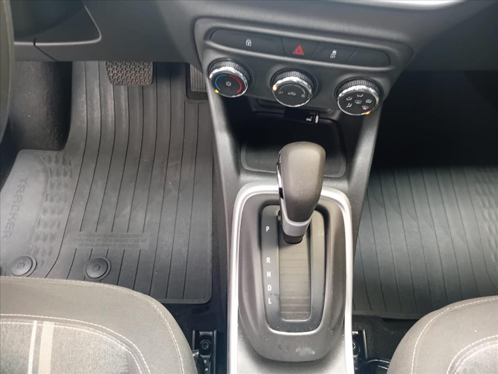TRACKER 1.0 TURBO FLEX LT AUTOMÁTICO11