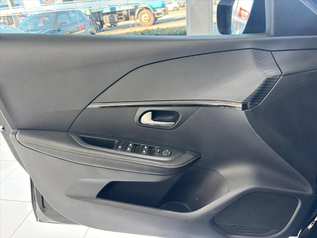 Peugeot-208-1.0 TURBO 200 FLEX GT CVT