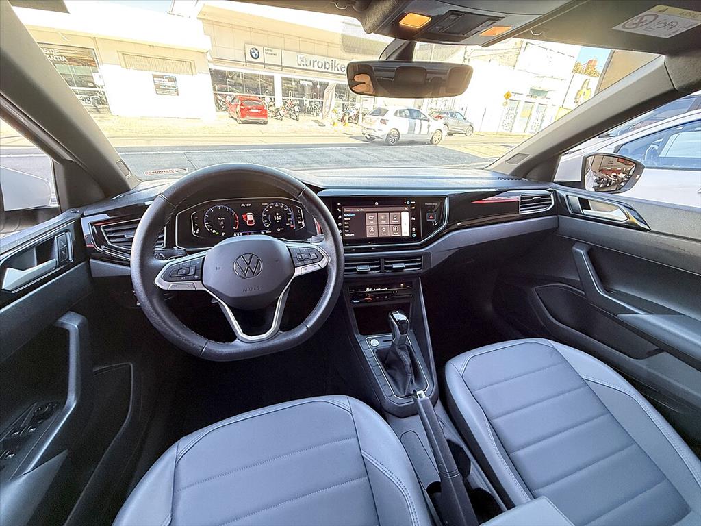 VOLKSWAGEN NIVUS 1.0 200 TSI TOTAL FLEX HIGHLINE AUTOMÁTICO