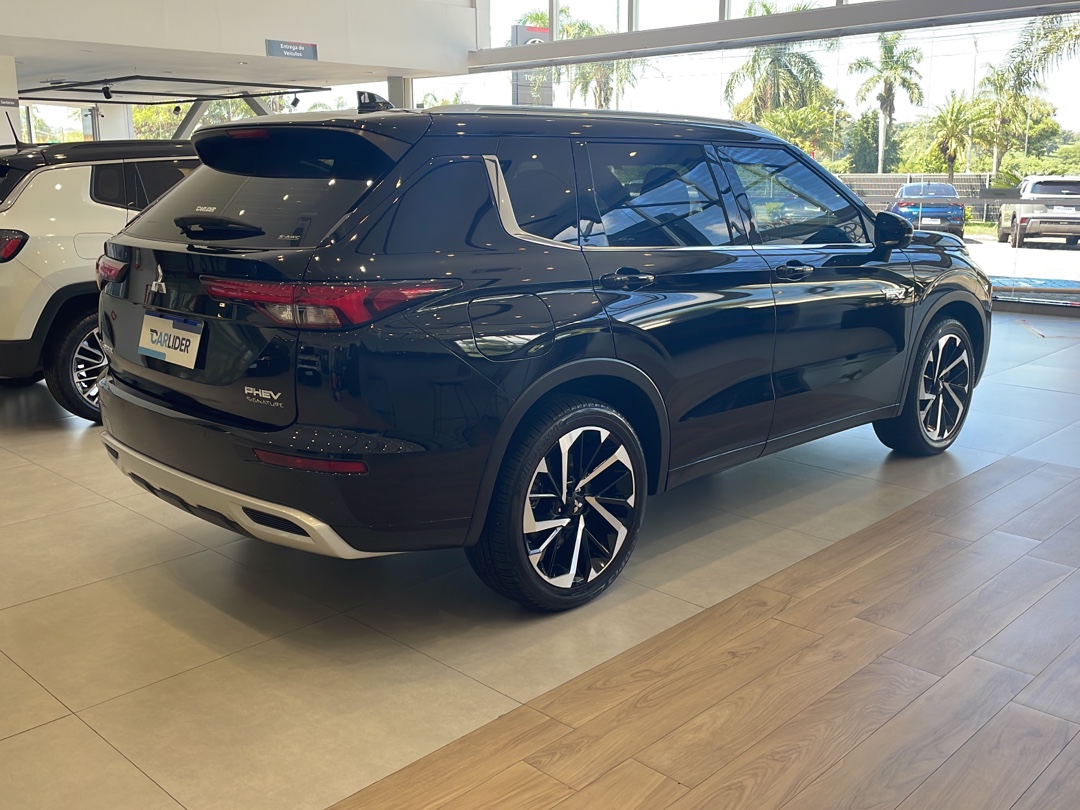 OUTLANDER 2.4 PHEV SIGNATURE S-AWC DHT4
