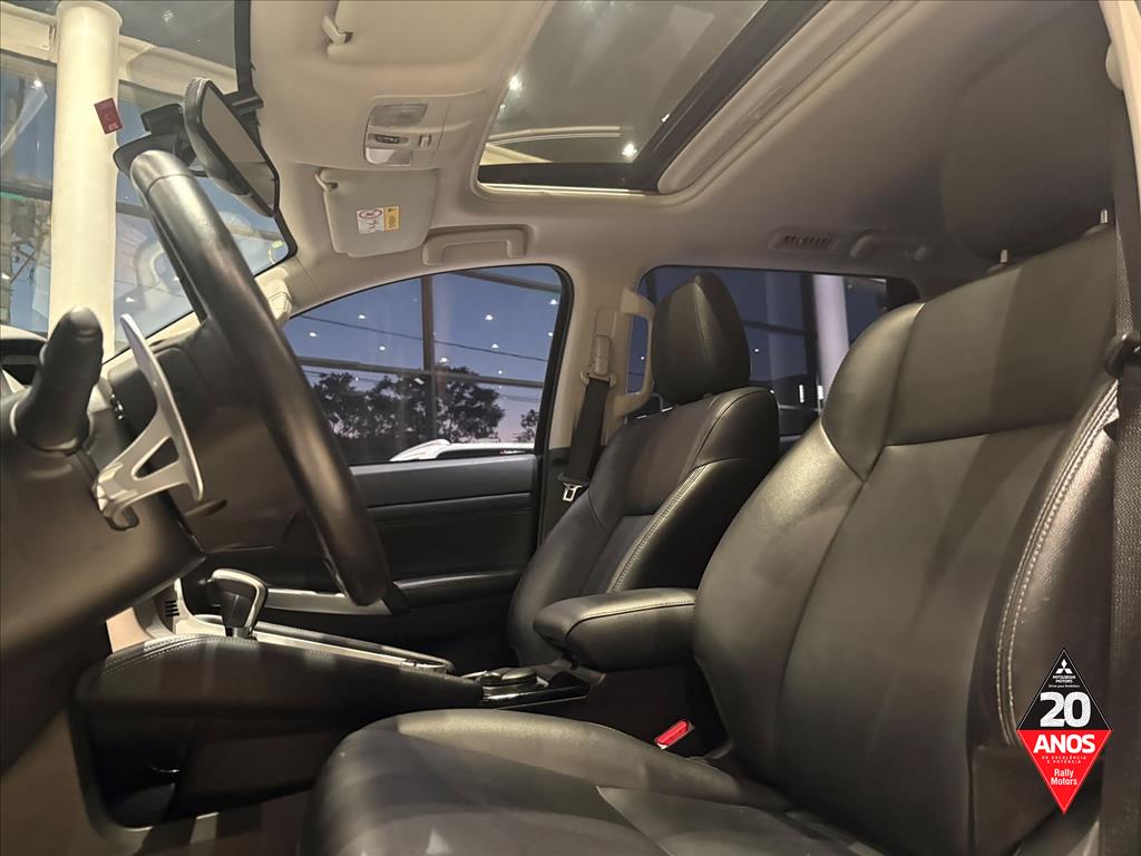 Mitsubishi-PAJERO SPORT-2.4 16V MIVEC TURBO DIESEL HPE AWD AUTOMÁTICO
