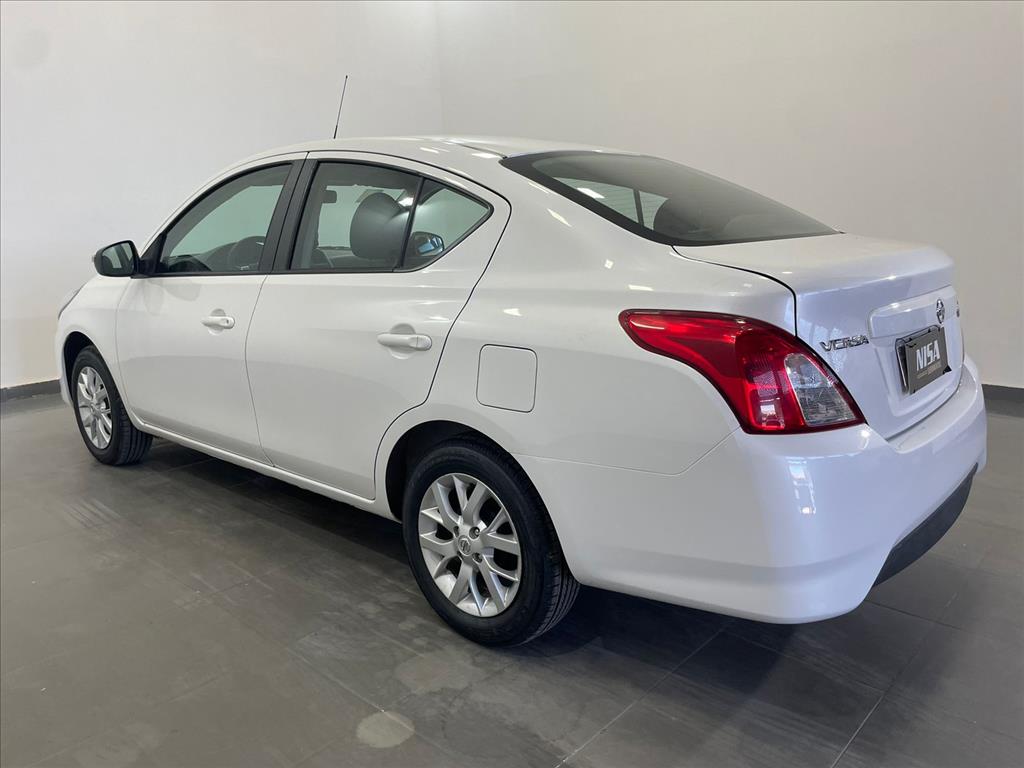 VERSA 1.6 16V FLEXSTART SL 4P XTRONIC5