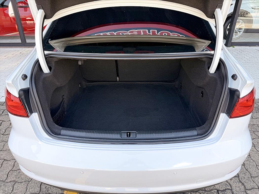 Audi A3 - 1.4 TFSI SEDAN ATTRACTION 16V GASOLINA 4P S-TRONIC