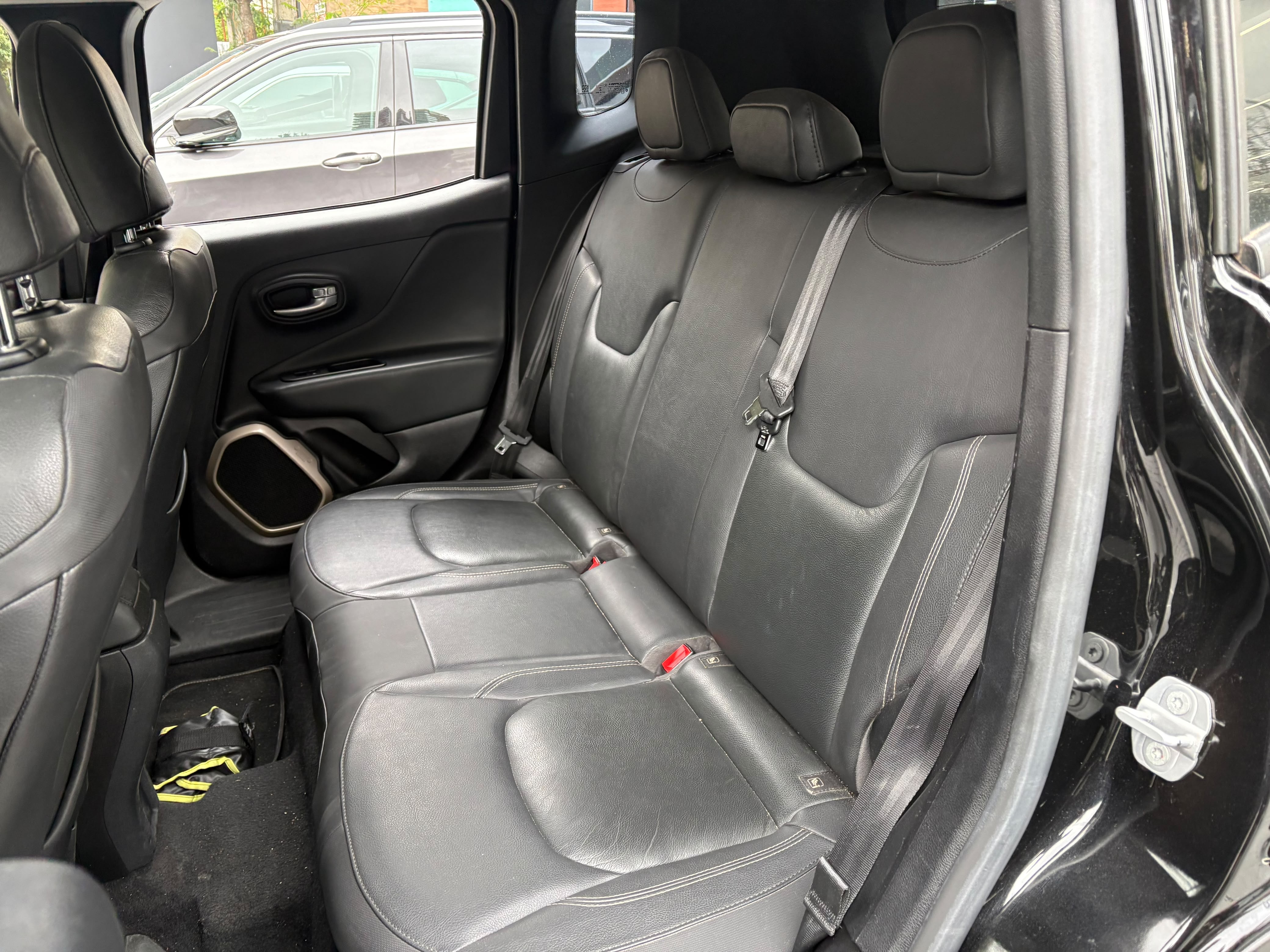 RENEGADE 1.8 16V FLEX LONGITUDE 4P AUTOMÁTICO9