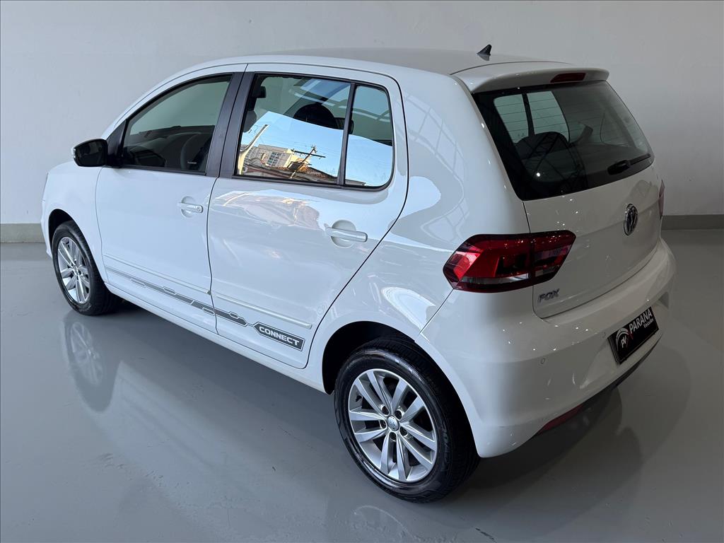 VOLKSWAGEN FOX 1.6 MSI TOTAL FLEX CONNECT 4P MANUAL-4 - Paraná Veículos Campinas - Veículos novos e seminovos com qualidade e procedência - 0