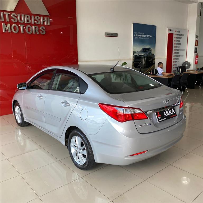 Hyundai-HB20S-1.6 PREMIUM 16V FLEX 4P AUTOMÁTICO